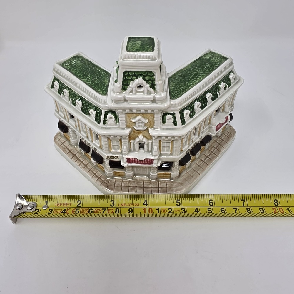 Vintage Sears 1988 Disney Magic Kingdom Collection ~ Main Street Emporium #30703 - Picture 13 of 16